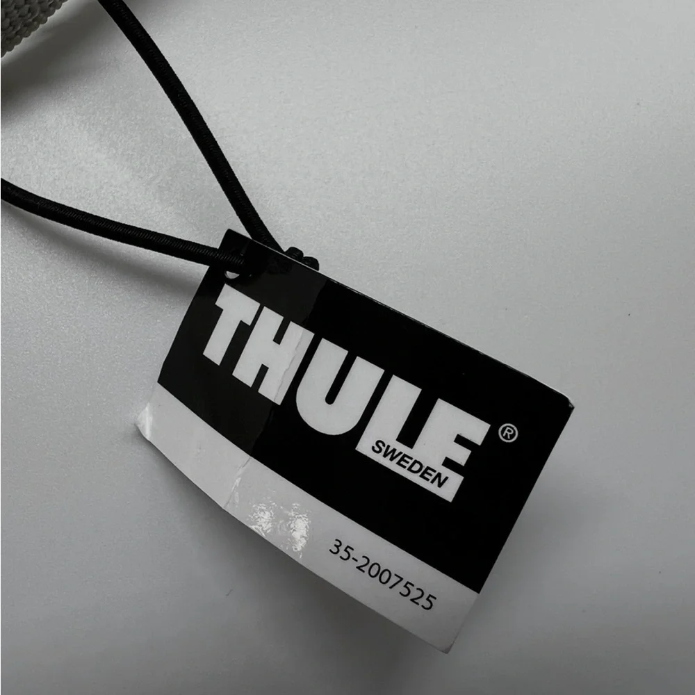 Thule Black and Gray Unisex Lithos Backpack 16L NWT